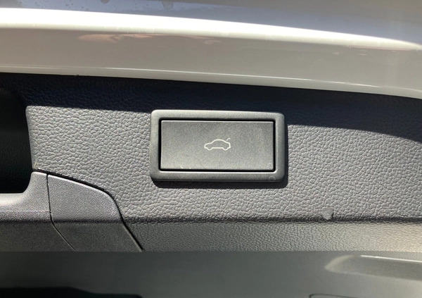 Volkswagen Passat cena 215373 przebieg: 5, rok produkcji 2024 z Koszalin małe 379